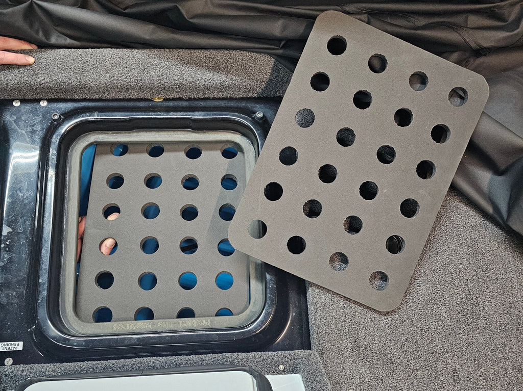 "Bass Bumpers" Livewell Cushions (1 Pair)